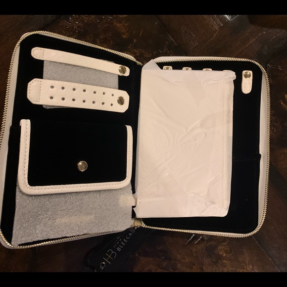 Hudson Bleecker Jewelry Portfolio - Picture 3 of 8